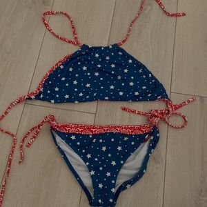 Billabong , reversible Fourth of july bikini 🇺🇸